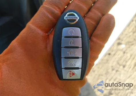 2017 Nissan Pathfinder Platinum z USA, uszkodzony, nr VIN 5N1DR2MN4HC615634